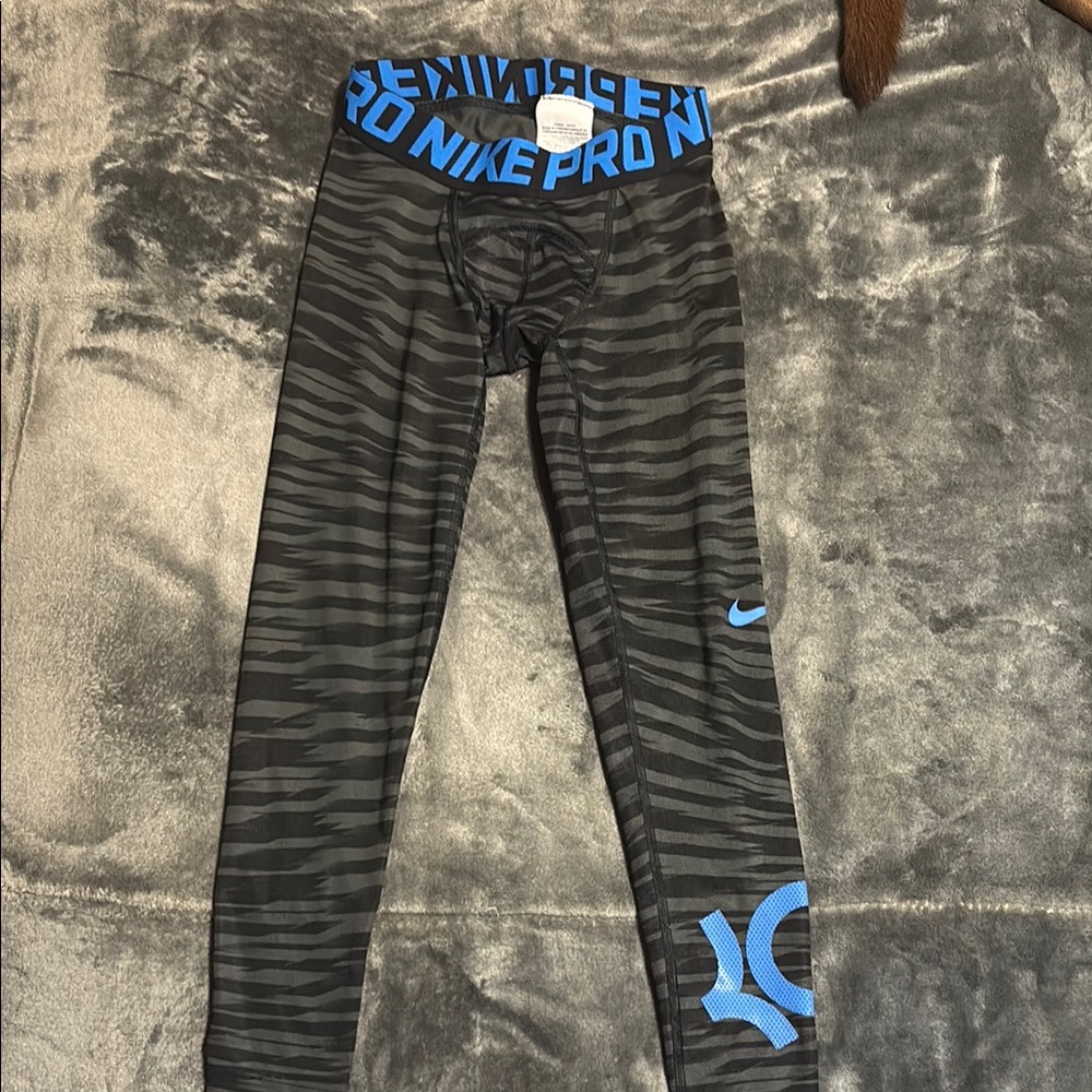 Used Boys Nike Pro Kids KD Black and Blue Tights size Small